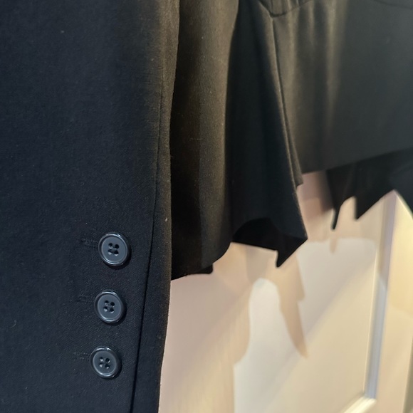 Peplum style black blazer from venus size 10 - Picture 4 of 5